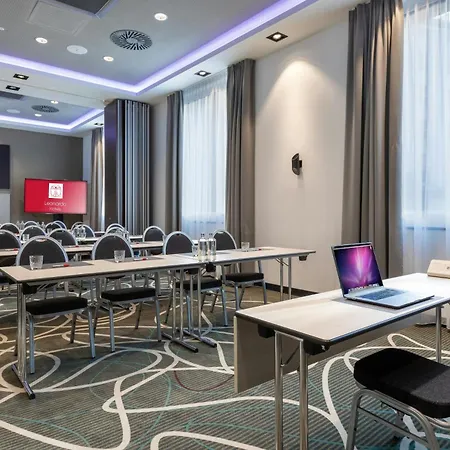 Leonardo Hotel Dortmund-2